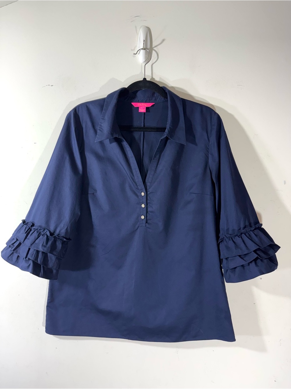 Lilly Pulitzer Navy Ruffle Sleeve V Neck Blouse Sz Large Rhinestone Buttons